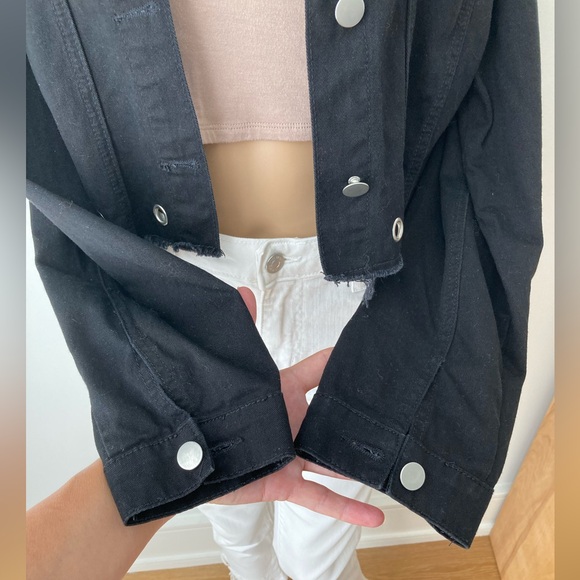 SHEIN black jean jacket - Picture 5 of 5